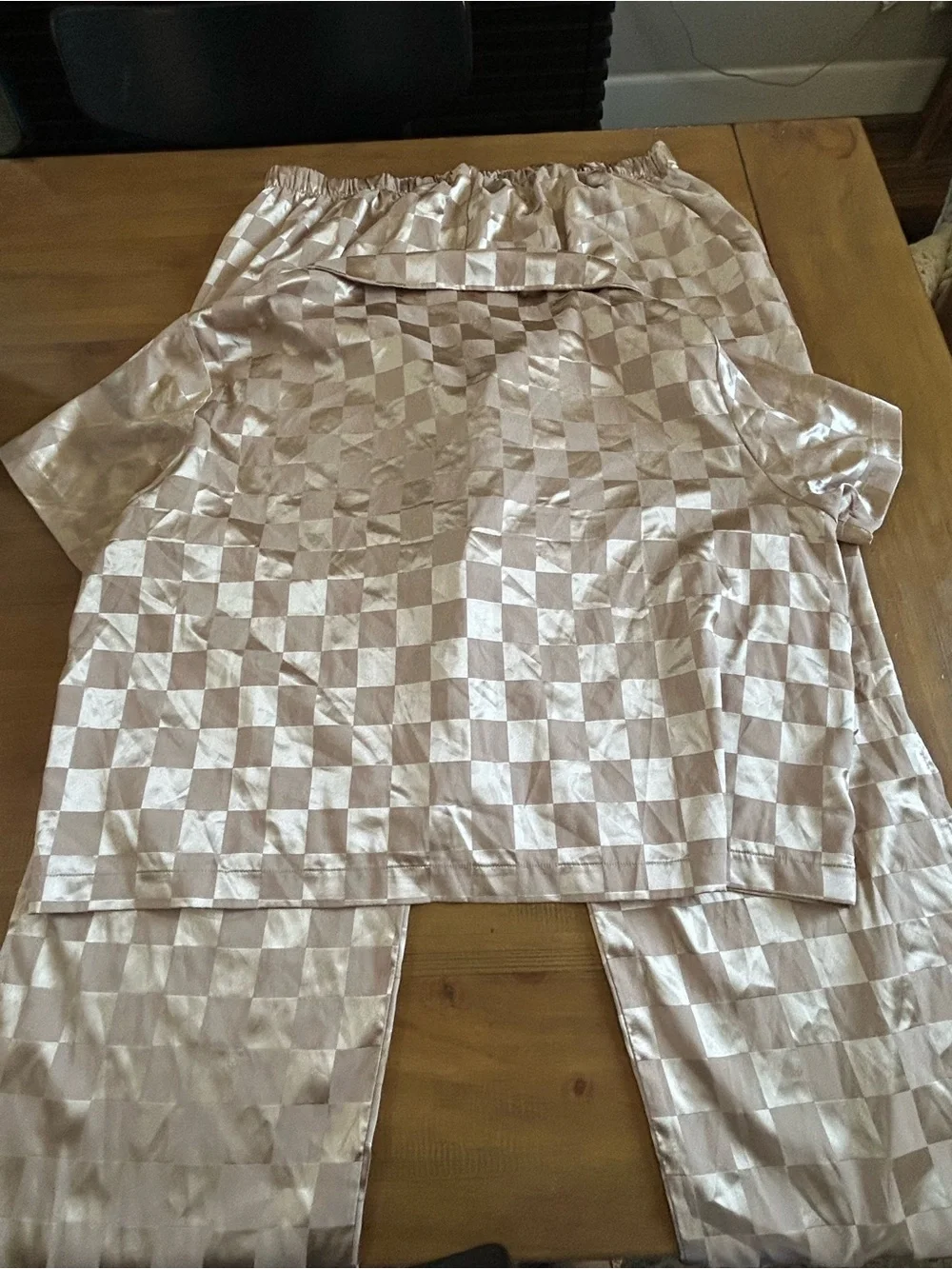 Silky Checker Satin Pajama Set in Pale Pink